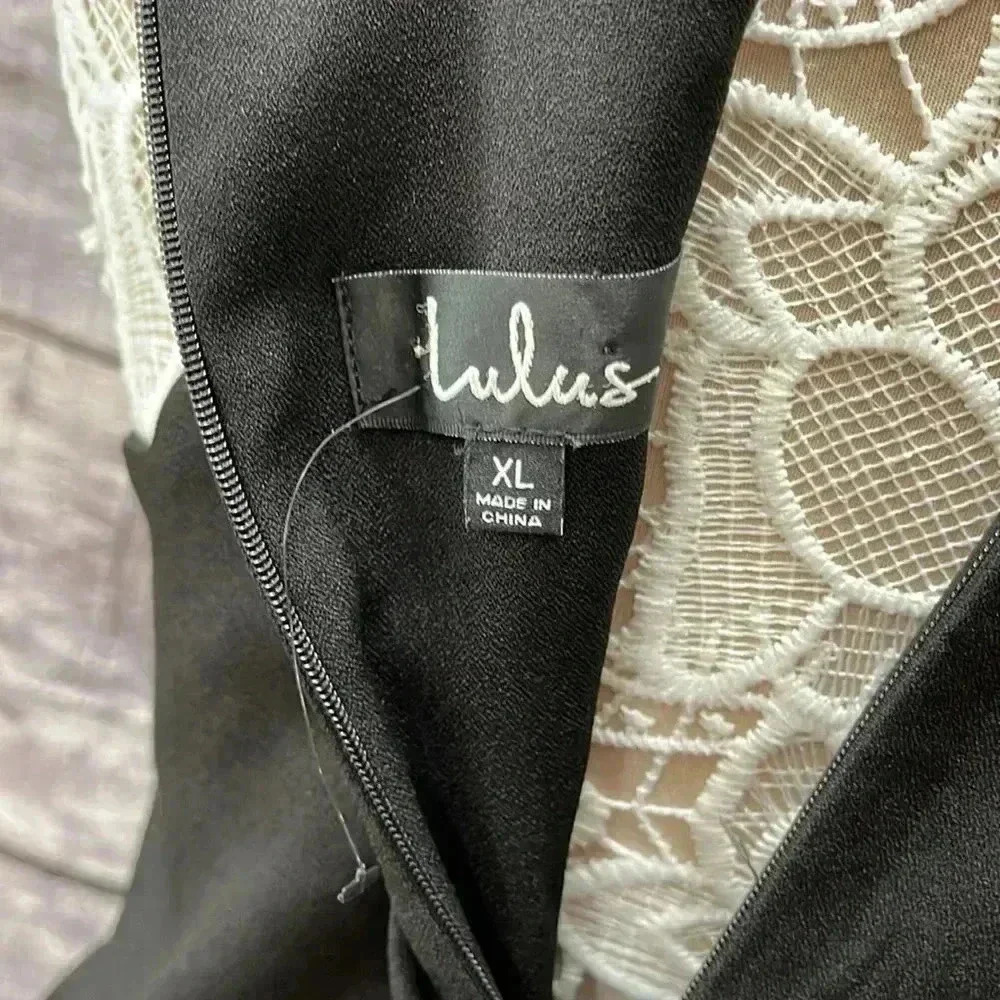 NWOTs Black Dress From Lulus - Picture 5 of 5